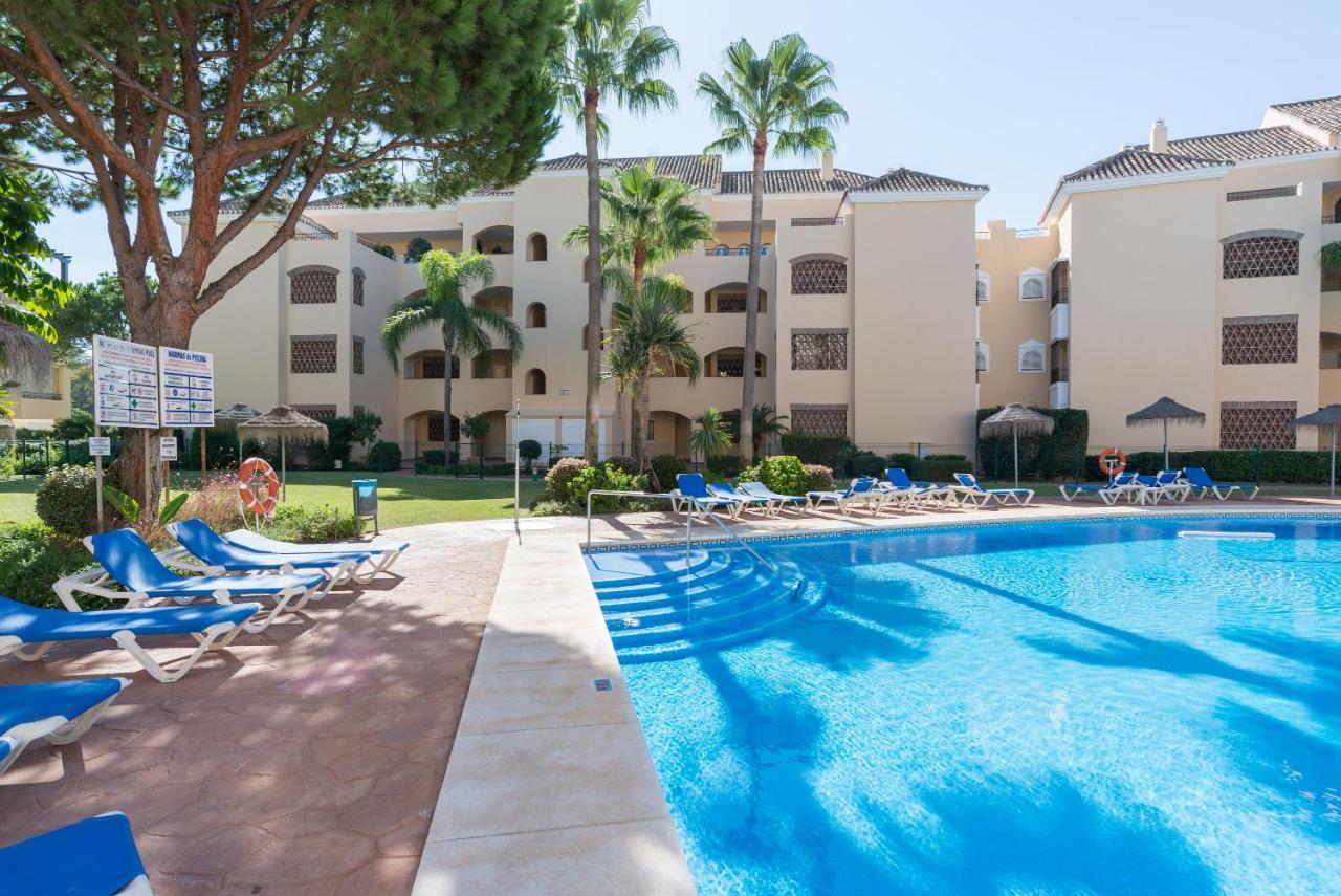 Hacienda Playa Apartment Marbella Exterior photo