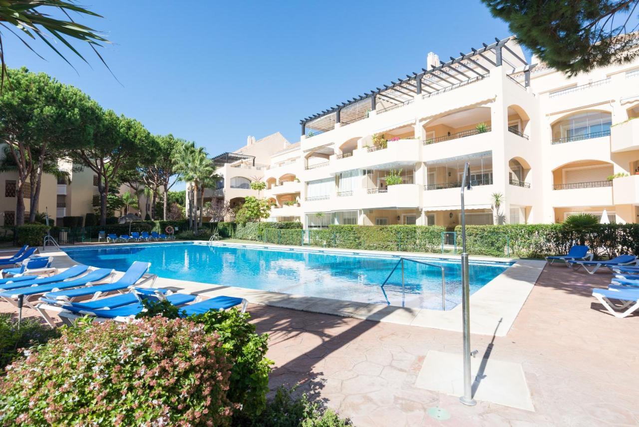 Hacienda Playa Apartment Marbella Exterior photo