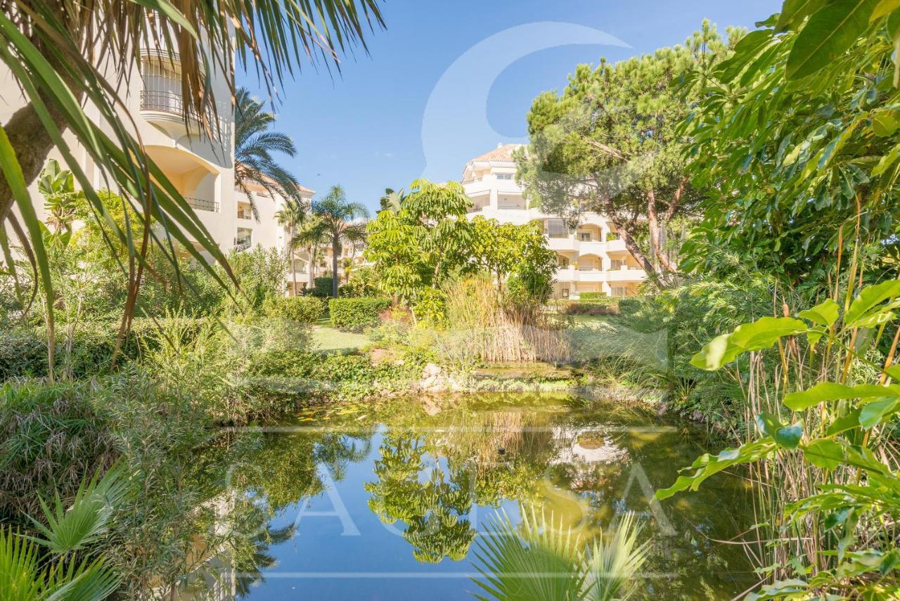 Hacienda Playa Apartment Marbella Exterior photo