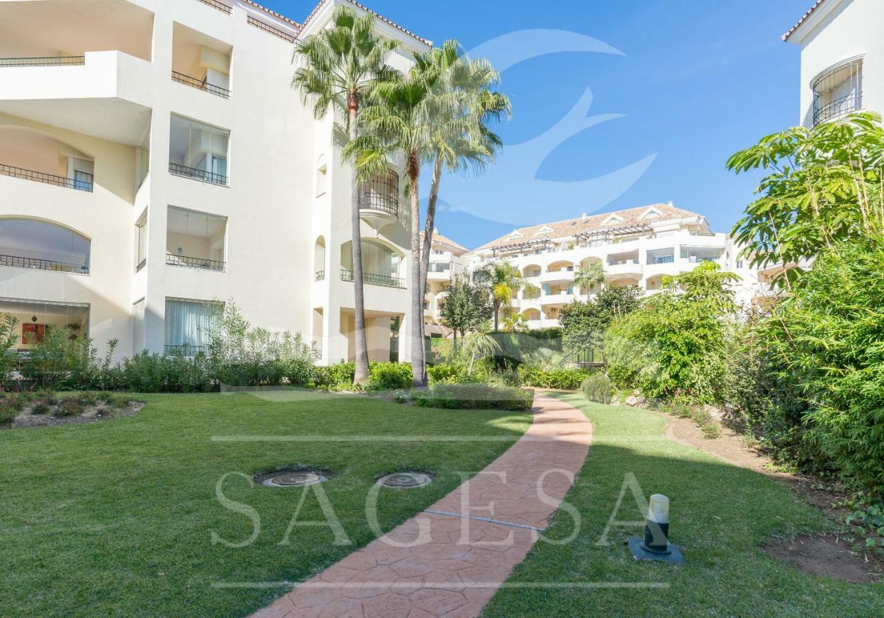 Hacienda Playa Apartment Marbella Exterior photo